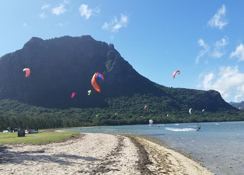 Kitesurfers riding in the lagoon beneath Le Morne Brabant